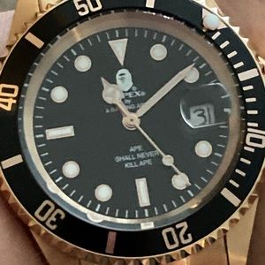 Meet your Posher, Damon